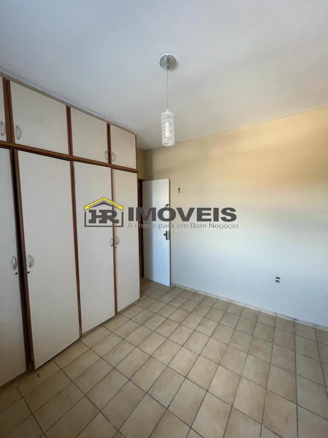 Apartamento para alugar com 4 quartos, 150m² - Foto 10