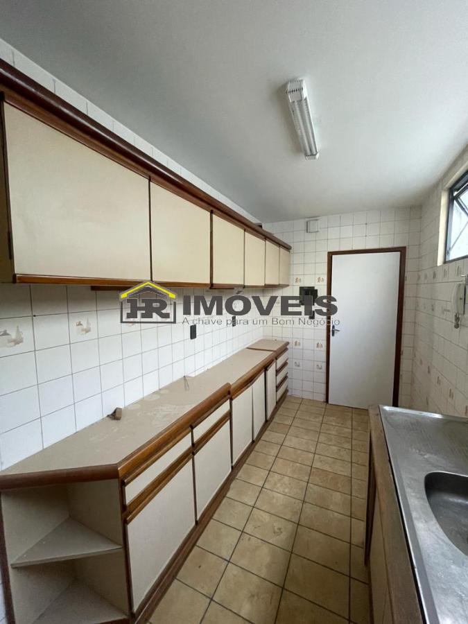 Apartamento para alugar com 4 quartos, 150m² - Foto 14