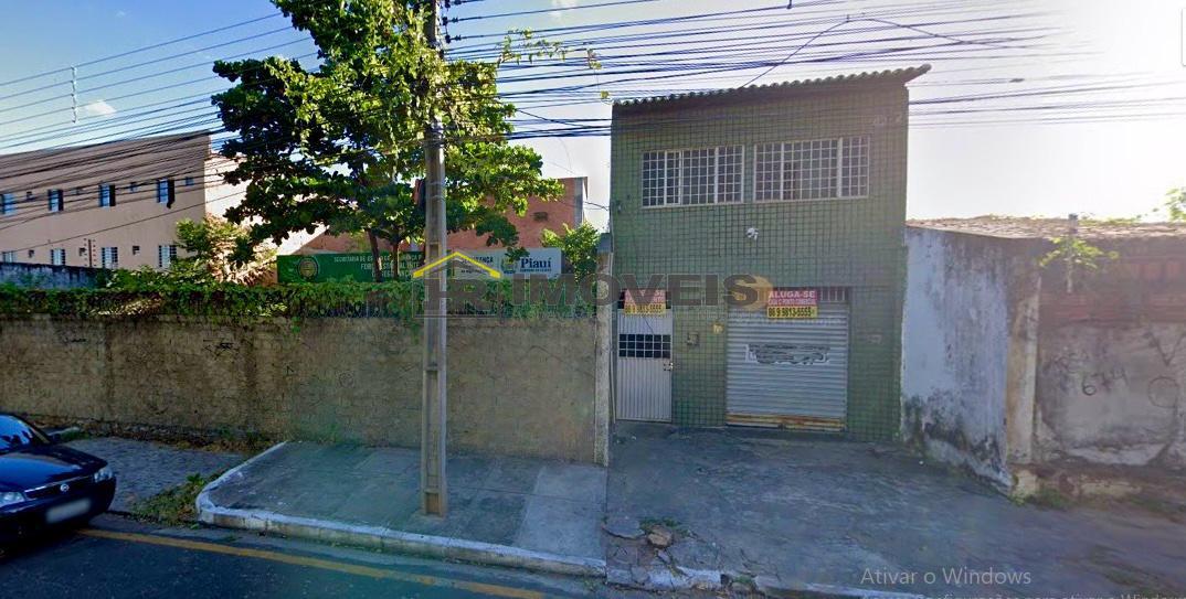 Casa para alugar com 2 quartos, 355m² - Foto 1