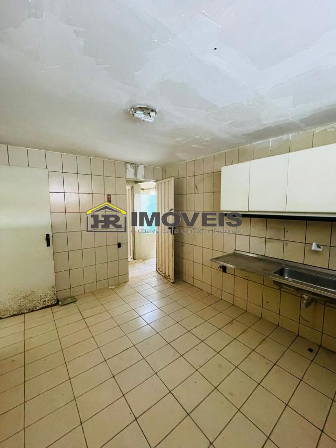 Casa para alugar com 4 quartos, 396m² - Foto 16