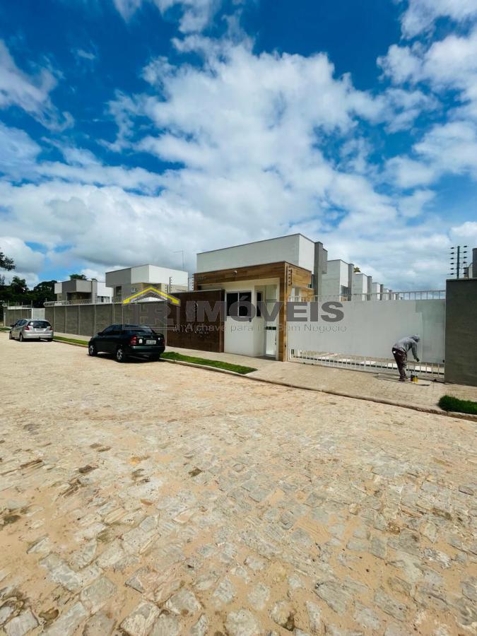 Casa de Condomínio para alugar com 3 quartos, 76m² - Foto 2