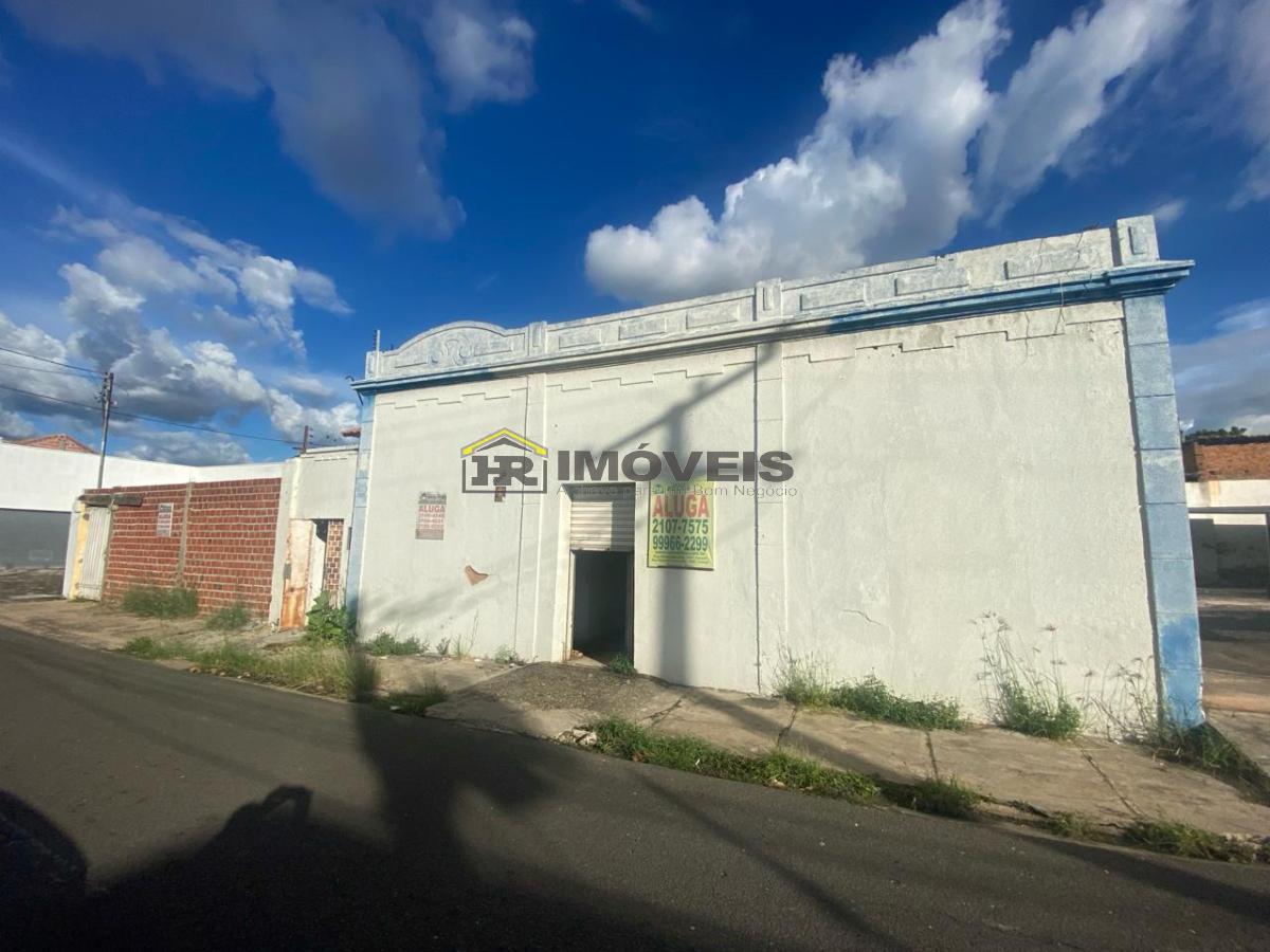 Prédio Inteiro para alugar, 400m² - Foto 2