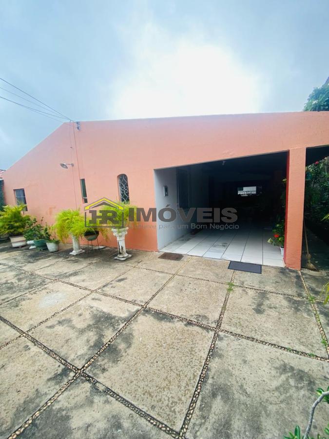 Casa para alugar com 3 quartos, 390m² - Foto 2