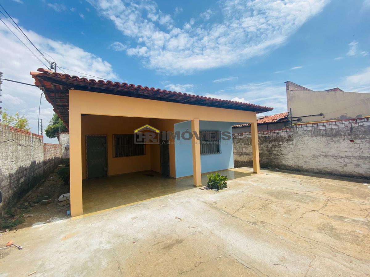 Casa à venda com 3 quartos, 130m² - Foto 2