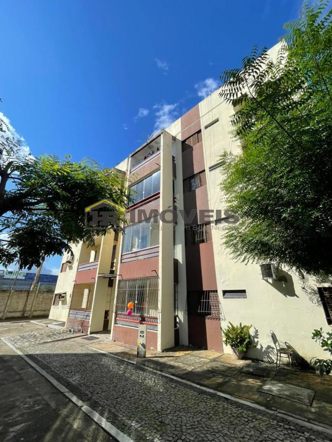 Apartamento à venda com 3 quartos, 78m² - Foto 3