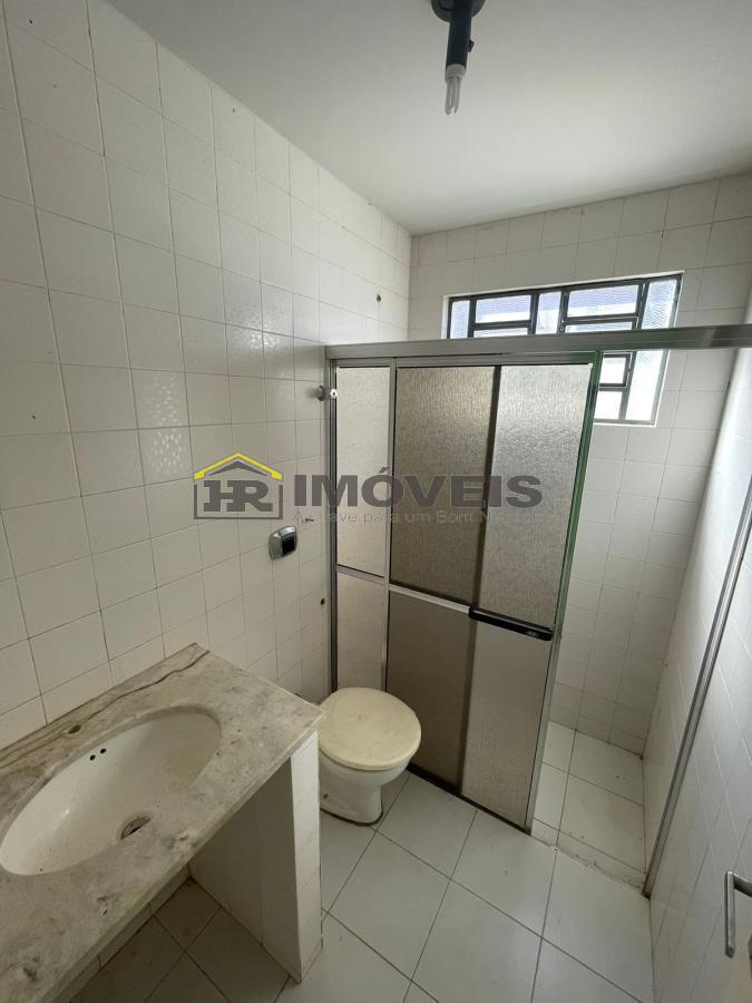 Casa à venda com 3 quartos, 306m² - Foto 19