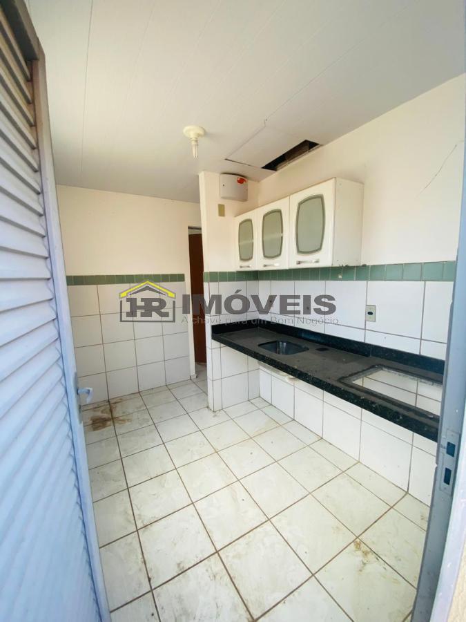 Casa para alugar com 3 quartos, 200m² - Foto 8