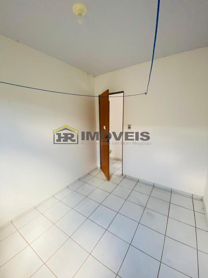 Casa para alugar com 3 quartos, 200m² - Foto 11