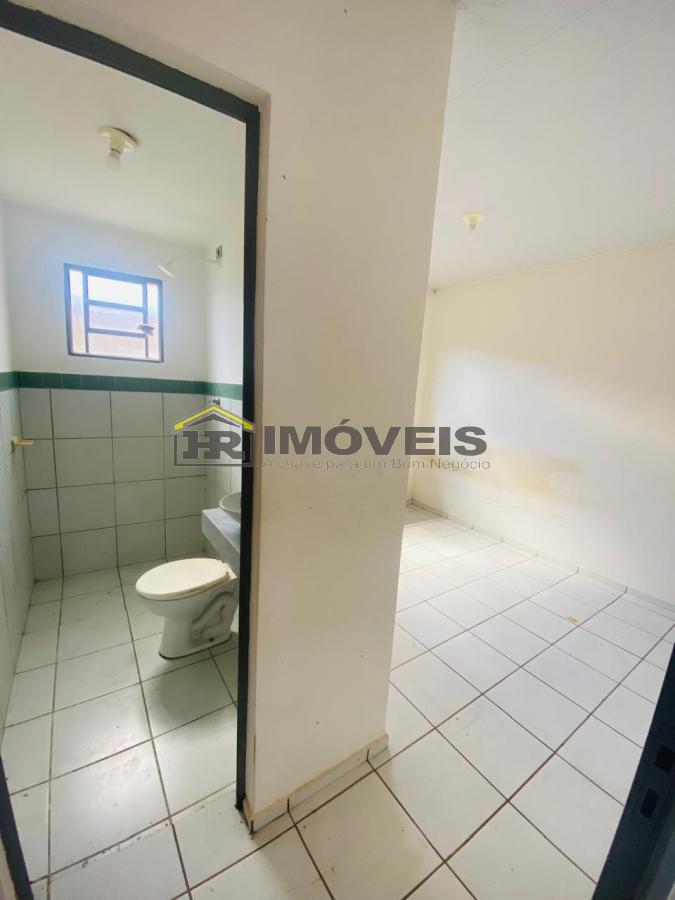 Casa para alugar com 3 quartos, 200m² - Foto 18