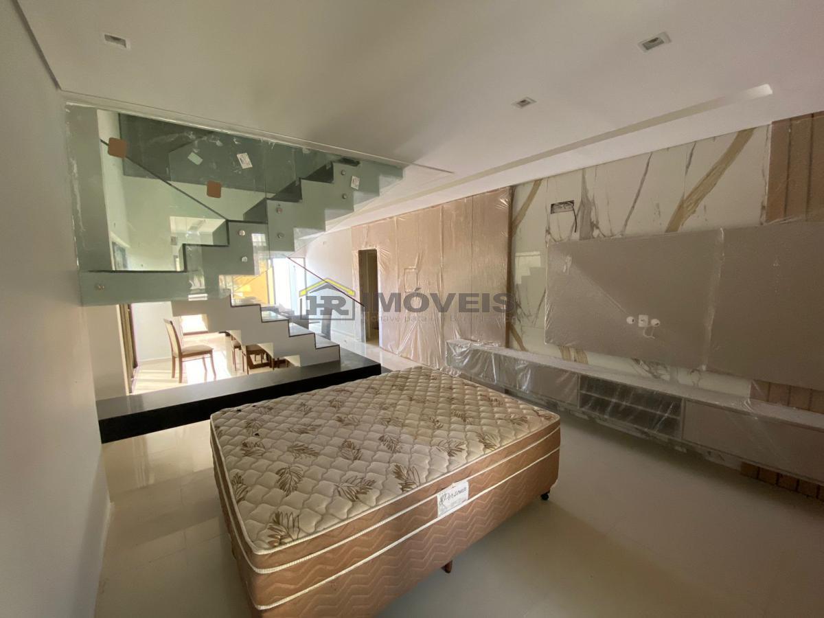 Casa de Condomínio à venda com 6 quartos, 317m² - Foto 4