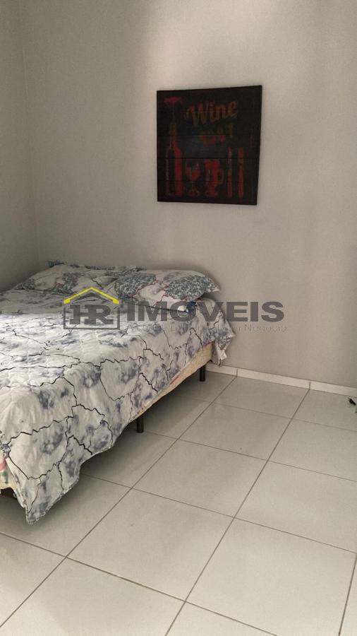 Casa de Condomínio à venda com 4 quartos, 250m² - Foto 13