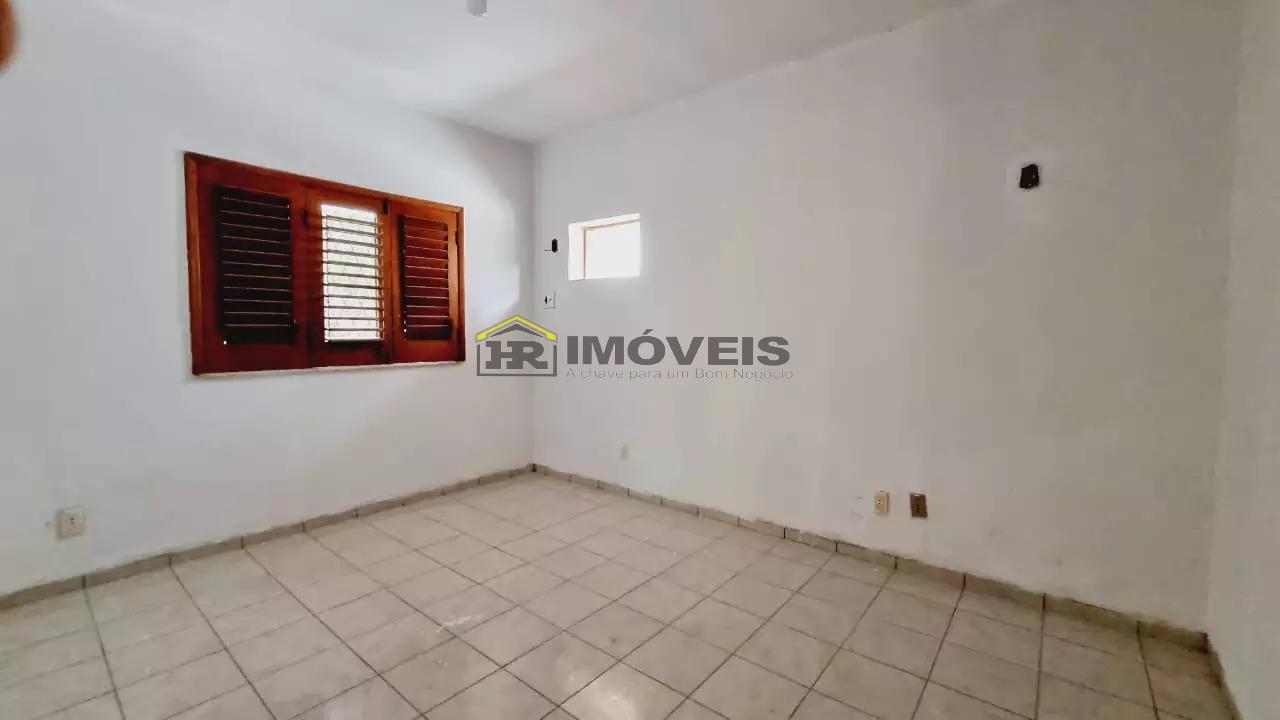 Casa para alugar com 4 quartos, 264m² - Foto 11