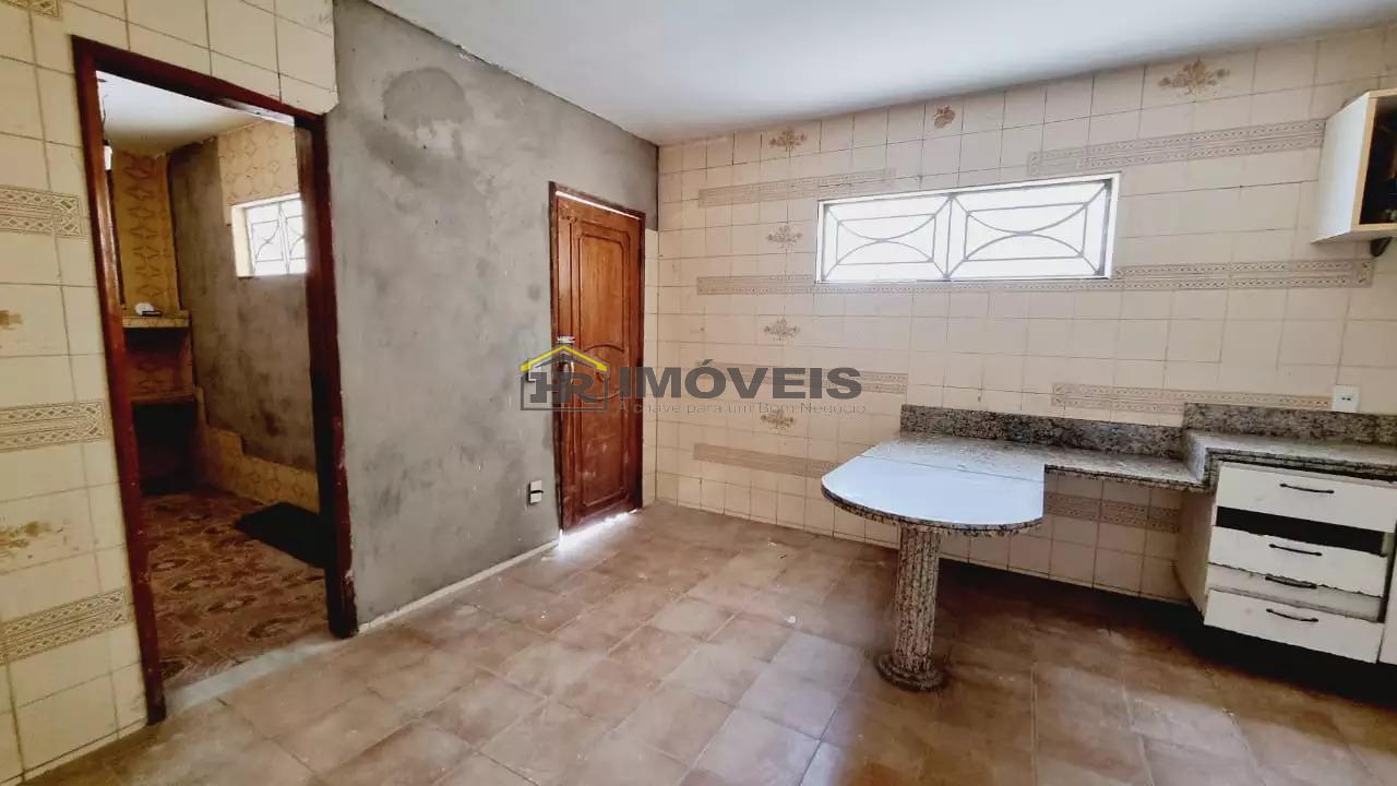 Casa para alugar com 4 quartos, 264m² - Foto 15