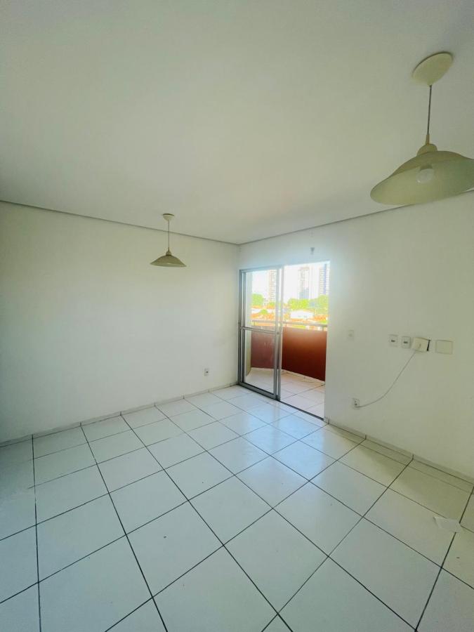 Apartamento para alugar com 3 quartos, 68m² - Foto 2