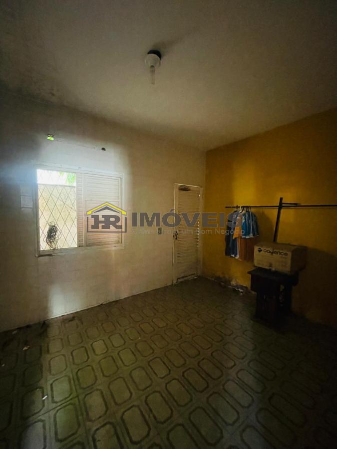 Casa para alugar com 4 quartos, 200m² - Foto 7