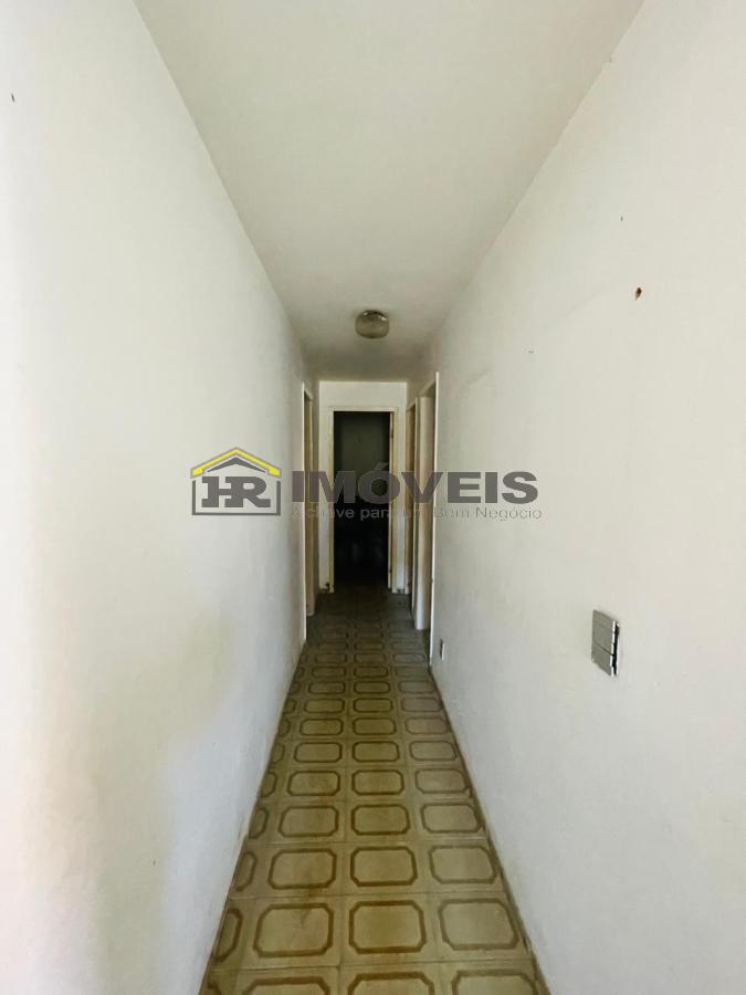 Casa para alugar com 4 quartos, 200m² - Foto 22