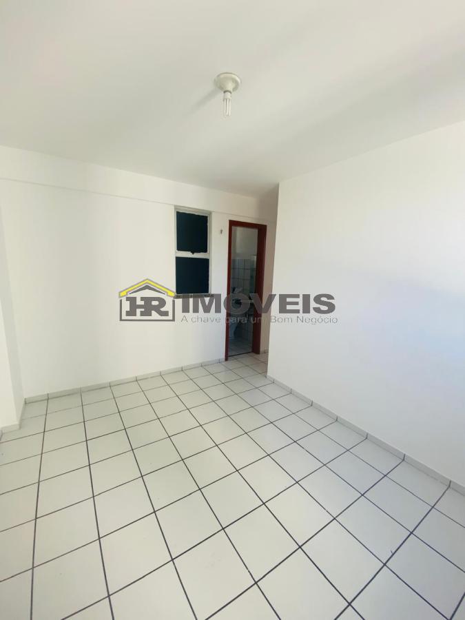 Apartamento para alugar com 2 quartos, 70m² - Foto 13