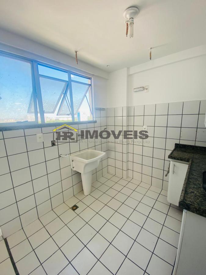 Apartamento para alugar com 2 quartos, 70m² - Foto 17