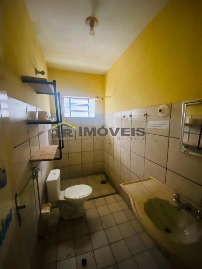 Casa para alugar com 3 quartos, 190m² - Foto 12